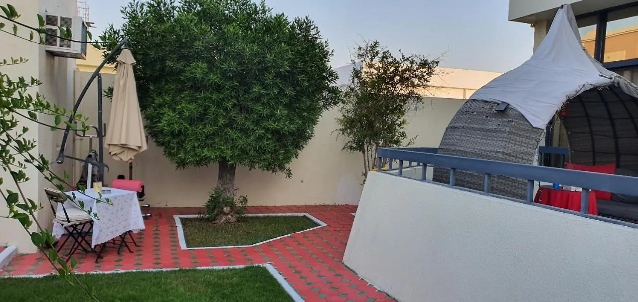 Jumeirah Beach Villa Dubai Apartment