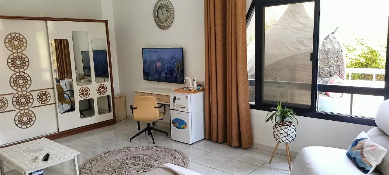Jumeirah Beach Villa Dubai Apartment